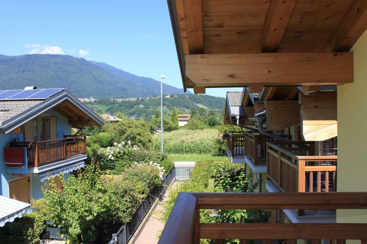 Mansarda Di Alex E Nataly Apartman Calceranica al Lago Kültér fotó