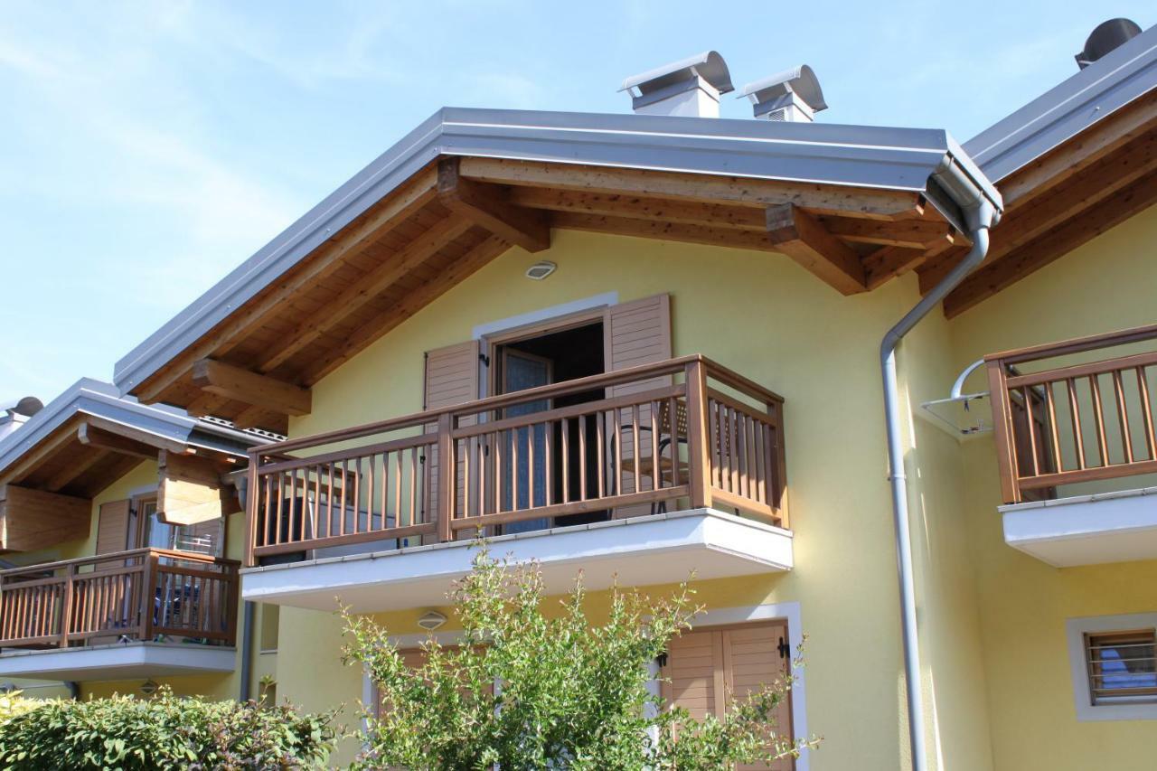 Mansarda Di Alex E Nataly Apartman Calceranica al Lago Kültér fotó